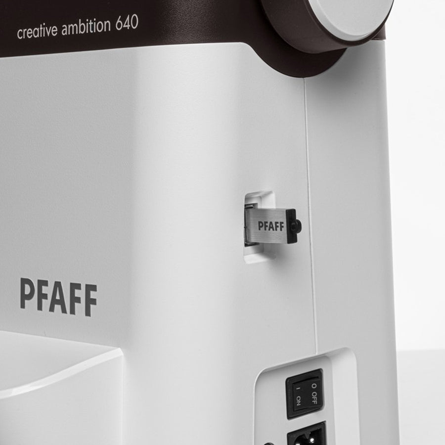 USB design connection on the PFAFF creative ambition 640