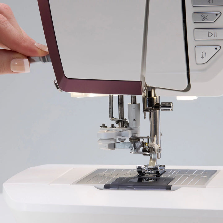 HV-DesignerTopaz65-AutomaticNeedleThreader-1800x1800.jpg