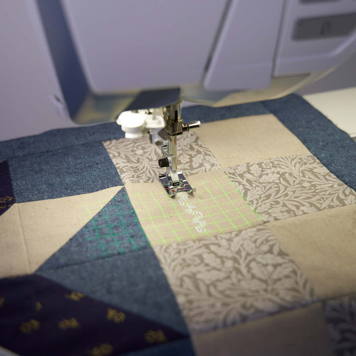 HV-DE3-NordicFrost-SewingProjection-2025_1800x1800_c6304db5-5b9b-438c-9269-de33e2ee2f6b.jpg